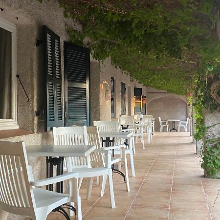 Les Lodges De La Plage U Dragulinu Sari-Solenzara Bagian luar foto