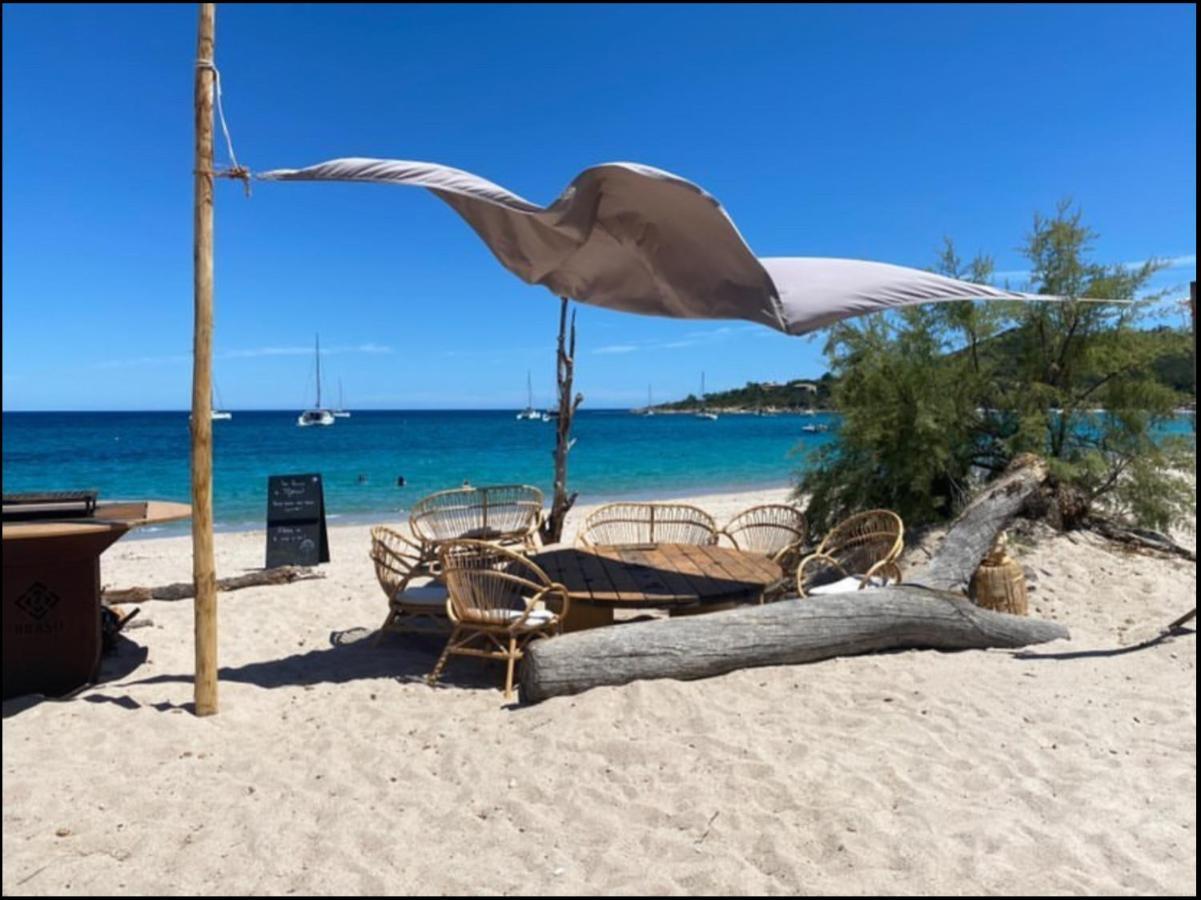 Les Lodges De La Plage U Dragulinu Sari-Solenzara Bagian luar foto