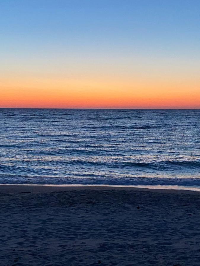 Les Lodges De La Plage U Dragulinu Sari-Solenzara Bagian luar foto