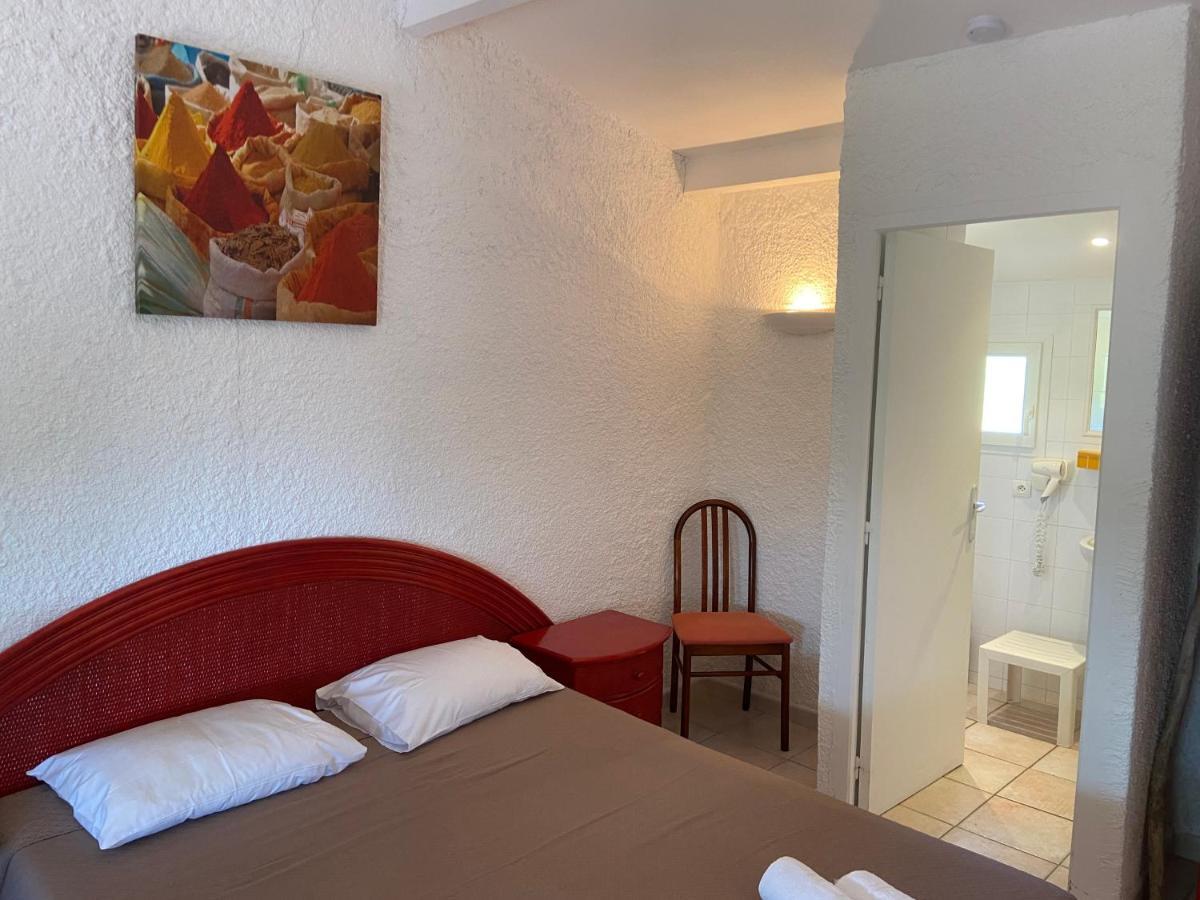 Les Lodges De La Plage U Dragulinu Sari-Solenzara Bagian luar foto
