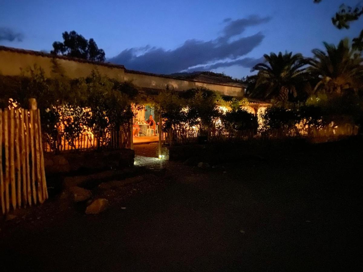 Les Lodges De La Plage U Dragulinu Sari-Solenzara Bagian luar foto